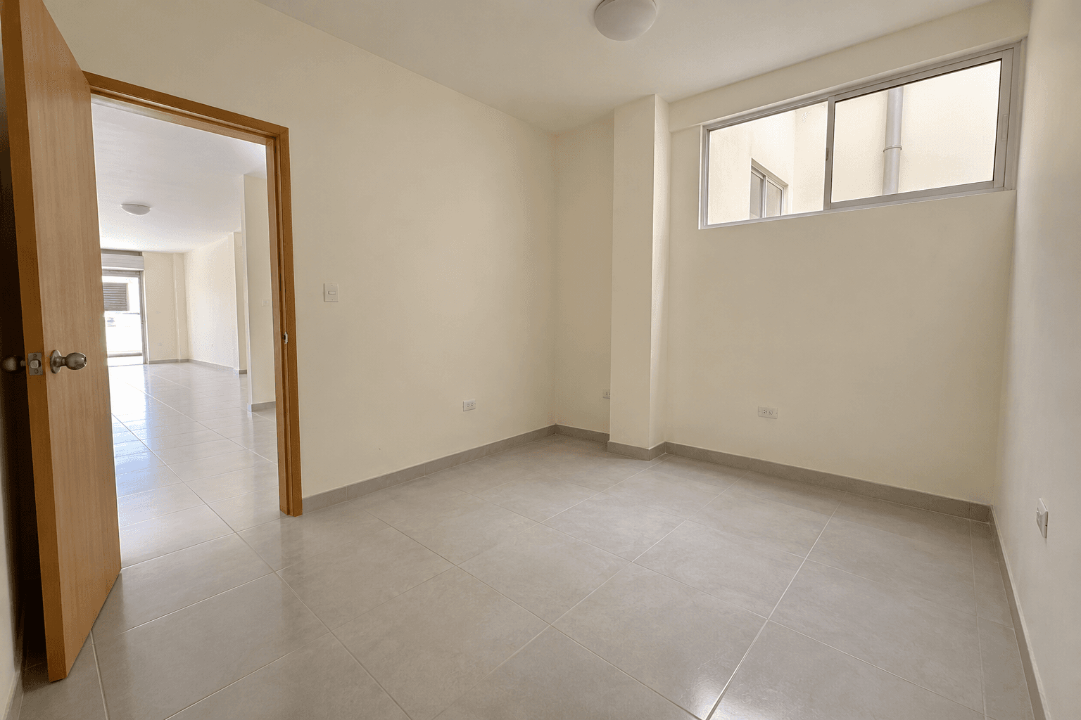 Local comercial de 120 m² en venta en Trujillo - foto 3